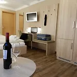 Hotel Am Hafen Norddeich (Norden)