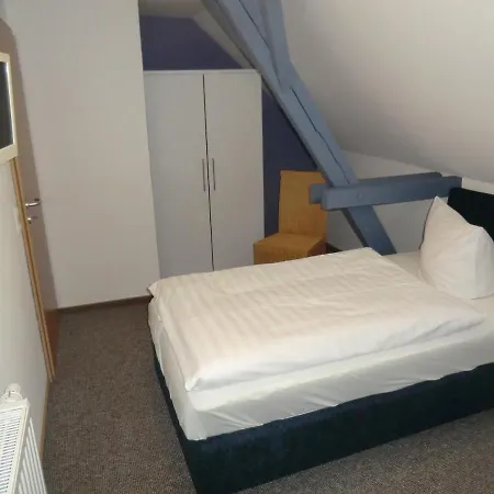 艾姆哈丰酒店 3*