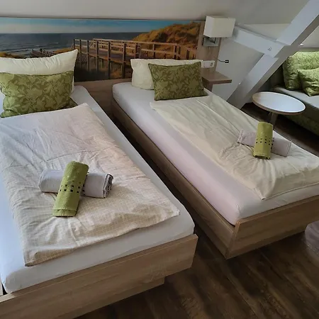 Am Hafen Szálloda 3*