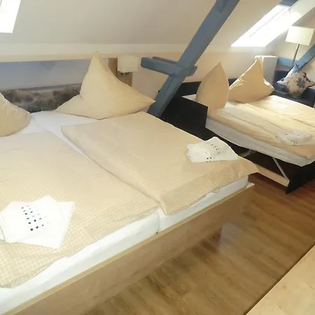 Am Hafen Hotel 3*