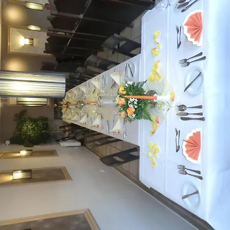 Am Hafen 호텔 노르다히