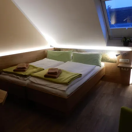 艾姆哈丰酒店 酒店