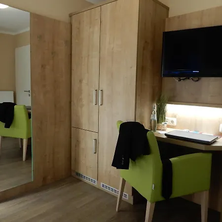 호텔 Am Hafen 노르다히