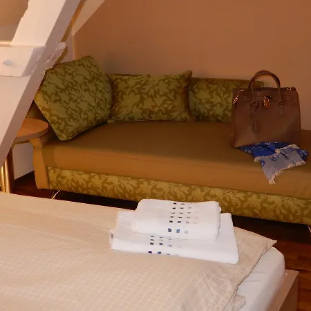 Am Hafen Szálloda 3*