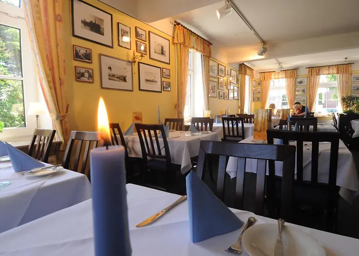 Am Hafen Hotel Norddeich (Norden)