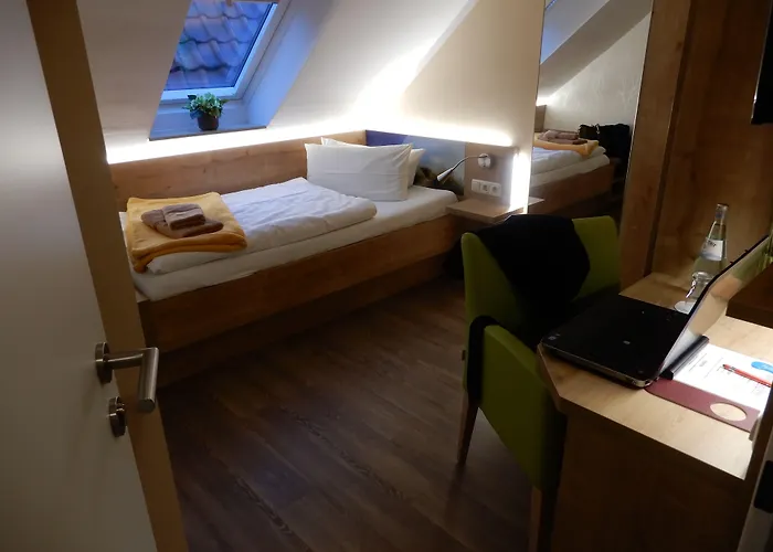 Am Hafen Отель 3*