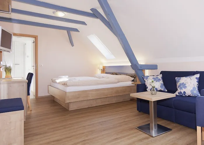 Отель Am Hafen Норддайх