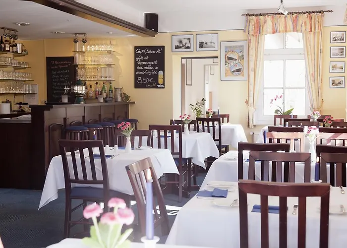 Hotel Am Hafen Norddeich (Norden)